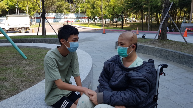 【暖流】婦憂單親女腦癌復發率高　「她為孩子很想活下來」