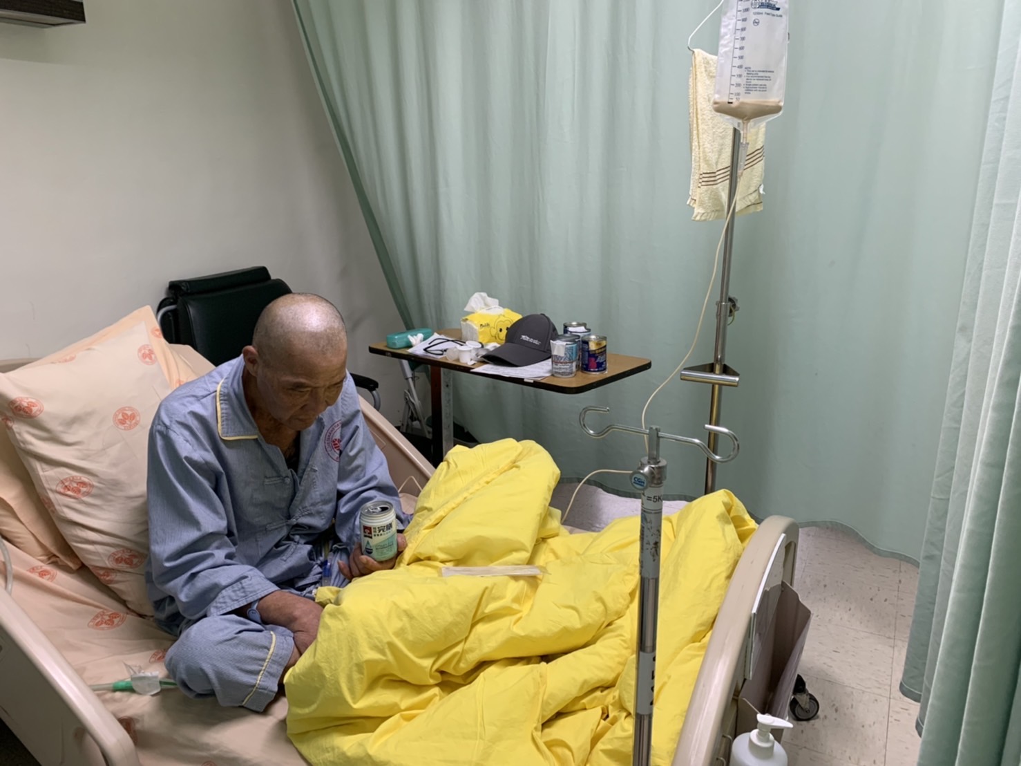 劉興新之前住院治療情形。(親友提供) 劉興新之前住院治療情形。(親友提供)